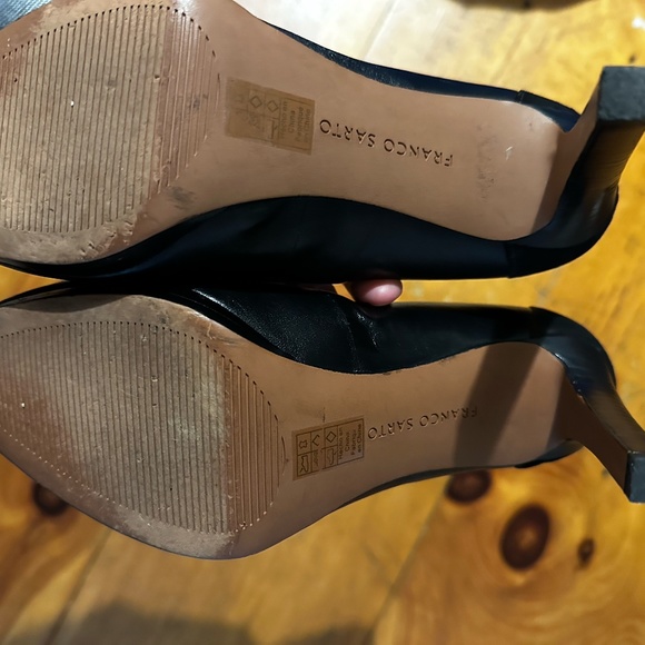 Franco Sarto High-heel with Suede accent - Picture 6 of 7